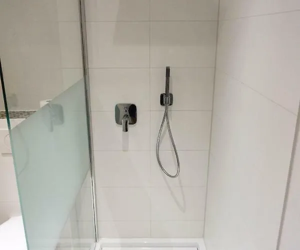 Moderne 70 Qm Mit Großer Dachterrasse * Kinheim